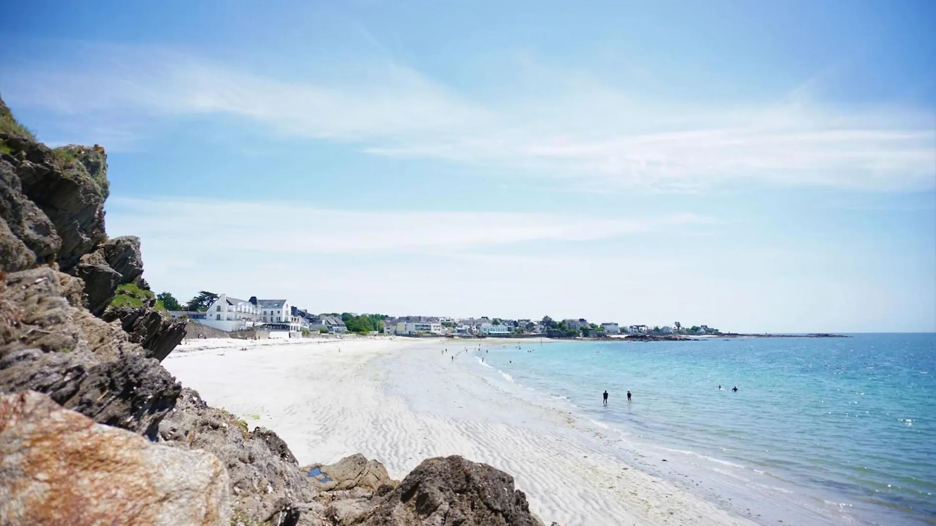-Le Phare- Front De Mer A Concarneau Avec Balcon France