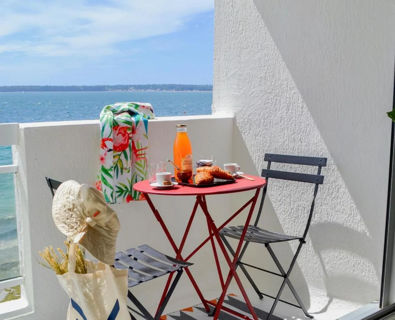 Apartment -Le Phare- Front De Mer A Concarneau Avec Balcon