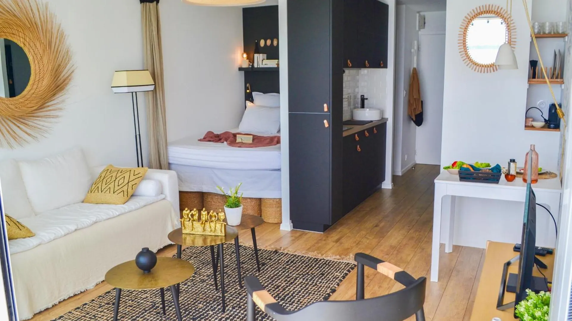 Apartment -Le Phare- Front De Mer A Concarneau Avec Balcon
