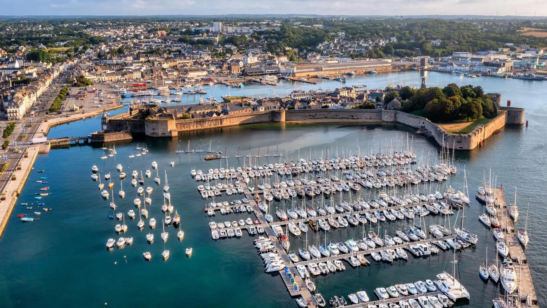 -Le Phare- Front De Mer A Concarneau Avec Balcon Apartment